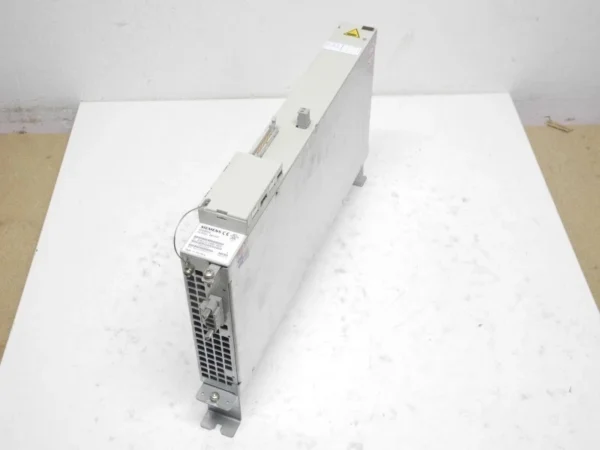 Siemens Simodrive PW-Modul INT/EXT 6SN1113-1AB01-0BA1 Version A Top Zustand
Wird in neuem Fenster oder Tab geöffnet