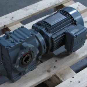 SEW Eurodrive Servo Getriebemotor SA47 DT80N4/TF 3,7A 1680min1 TOP ZUSTAND
Wird in neuem Fenster oder Tab geöffnet