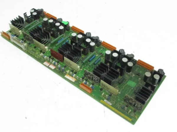 Siemens Simodrive 650 6SC6506-0AA00 6SC6 506-0AA00 Transistoransteuerung
Wird in neuem Fenster oder Tab geöffnet