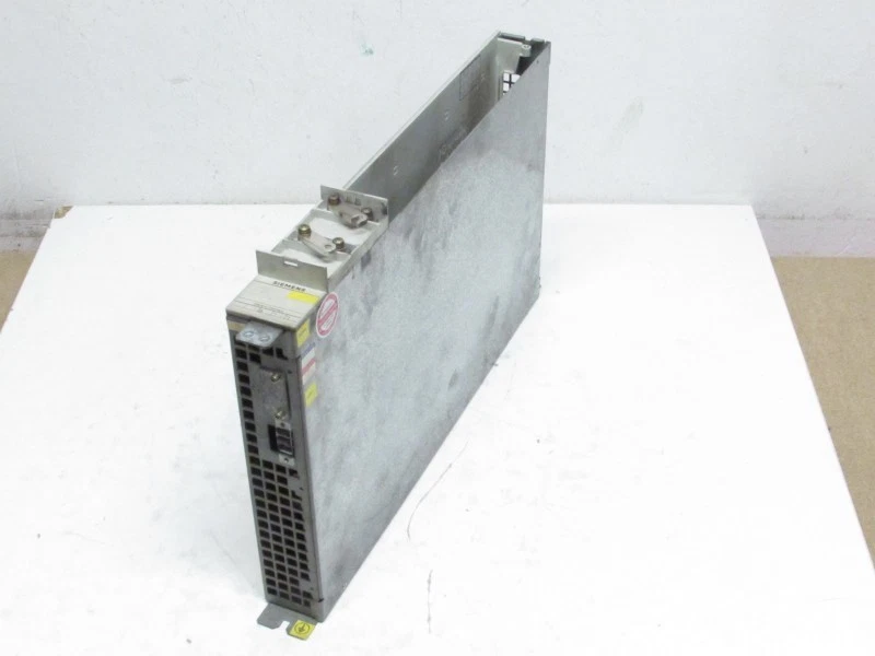 Siemens Simodrive VSA Modul 7,5/15A 6SN1130-1AA12-0AA0 Version A TESTED
Wird in neuem Fenster oder Tab geöffnet