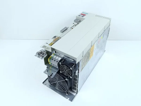 Siemens Masterdrives MC 6SE7023-4TP70-Z Version C Z:G91+C43 TOP ZUSTAND & TESTED
Wird in neuem Fenster oder Tab geöffnet