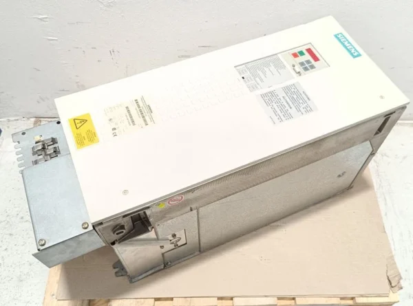 Siemens AC DRIVE 6SE7023-8ED61 SIMOVERT VC 400V & CUVC + SCB2 + T300 TOP ZUSTAND
Wird in neuem Fenster oder Tab geöffnet