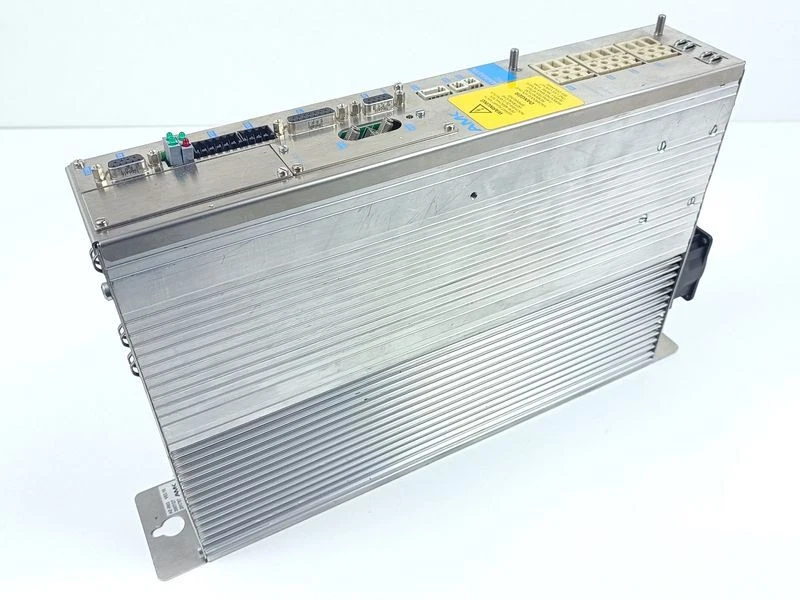 AMK Amkasyn KU 3 46440-1118-1276397+ AE-R03 V03.15 SERVODRIVE TESTED TOP ZUSTAND
Wird in neuem Fenster oder Tab geöffnet