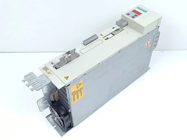 Siemens Masterdrives VC AC/AC Drive 6SE7021-0EP60 Z Issue E TESTED & TOP ZUSTAND
Wird in neuem Fenster oder Tab geöffnet