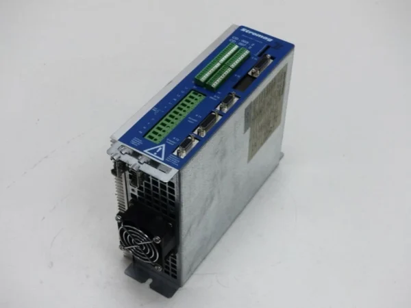 Stromag Servo Drive CDC 007.2 702694 185-00255 400V 4kVA 7A
Wird in neuem Fenster oder Tab geöffnet