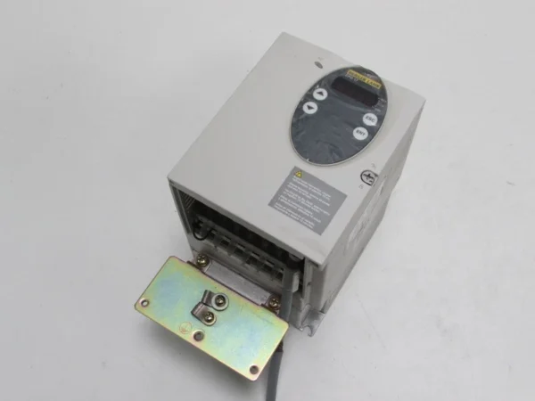 Berger Lahr CPD17 CPD1704F14S2 400V Servo Drive Neuwertig
Wird in neuem Fenster oder Tab geöffnet