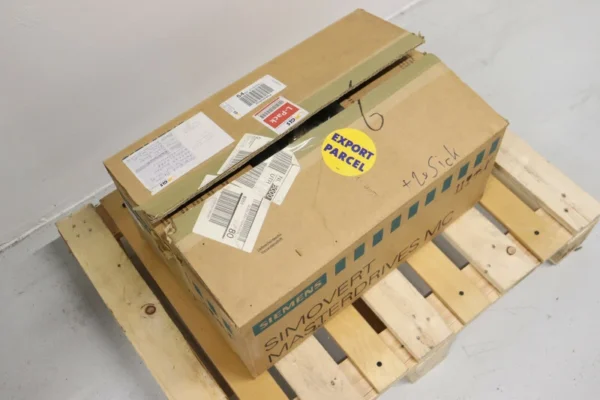 Siemens Masterdrives MC 6SE7021-0TP50-Z TESTED NEUWERTIG
Wird in neuem Fenster oder Tab geöffnet