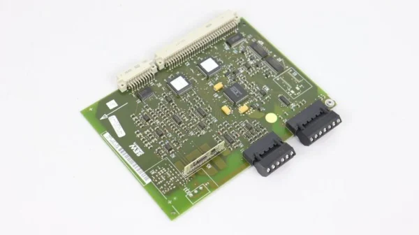 SEW EURODRIVE Ansteuerplatine 8221049 .17 TOP ZUSTAND
Wird in neuem Fenster oder Tab geöffnet