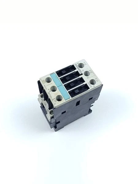 Siemens SIRIUS Leistungsschalter 3RT1024-1B..0
Wird in neuem Fenster oder Tab geöffnet 1 Siemens SIRIUS Leistungsschalter 3RT1024-1B..0
Wird in neuem Fenster oder Tab geöffnet