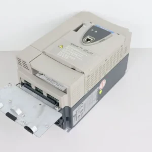 Schneider Telemecanique Altivar ATV71HU75N4383 7,5 kW 400V TESTED & TOP ZUSTAND
Wird in neuem Fenster oder Tab geöffnet