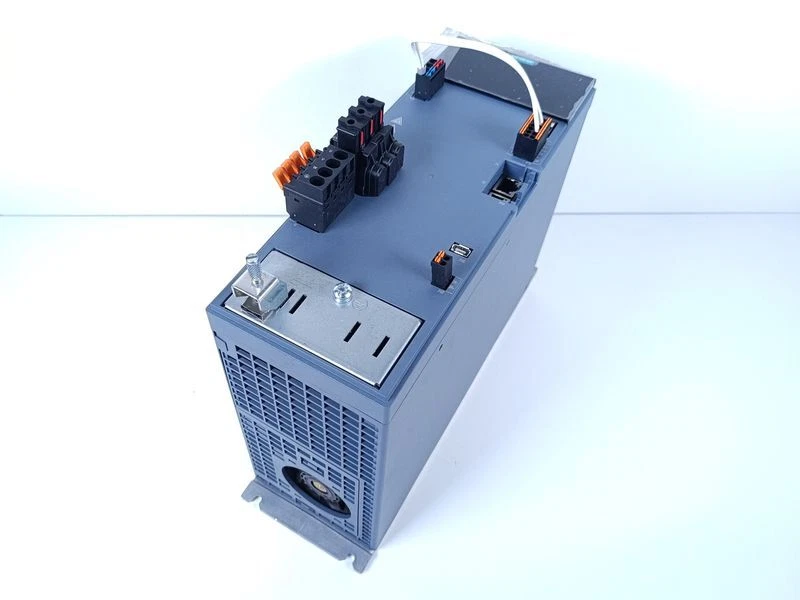 Siemens Sinamics S210 Servo Drive 6SL3210-5HE13-5UF0 FS: 03 TESTED & NEUWERTIG
Wird in neuem Fenster oder Tab geöffnet