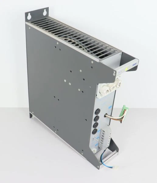 AMK AMKASYN AN 20 Power Supply AN20 Servo Drive 44617V 44617V-9223 TOP ZUSTAND
Wird in neuem Fenster oder Tab geöffnet