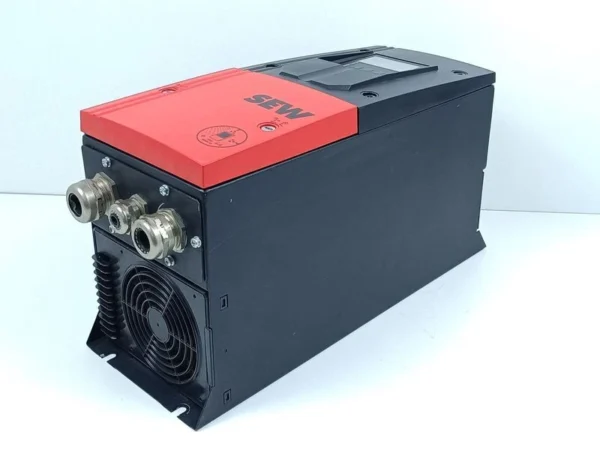 SEW Eurodrive Movitrac LTP-B MCLTPB01855A3410 400V 18,5kw 18252079 TESTED TOP
Wird in neuem Fenster oder Tab geöffnet