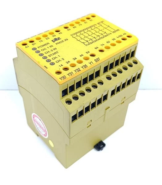Pilz PNOZ X9 200-230VAC 24VDC 7n/o 2n/c 2so ID No 774606 TESTED & TOP ZUSTAND
Wird in neuem Fenster oder Tab geöffnet