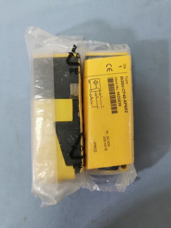 TURCK BI30U-CP40-AP6X2 1625830 Inductive sensor