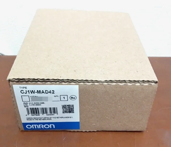OMRON CJ1W-MAD42 Analog Module