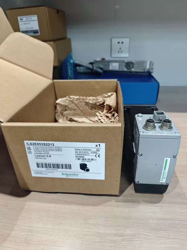 Schneider Servo Motor ILS2E853S2213 Reliable Industrial Motor