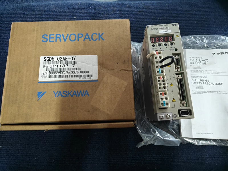 Yaskawa SGDH-02AE-OY Servo Drive Advanced Control Unit
